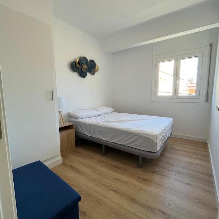 Appartement moderne Centre ville 50 metres de la mer Rosas - Apartamento de 3 dormitorios - 10