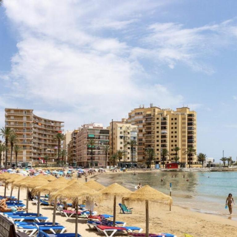 Apartment near Playa de Cura with a rooftop swimming pool - Two-Bedroom Apartment - 14