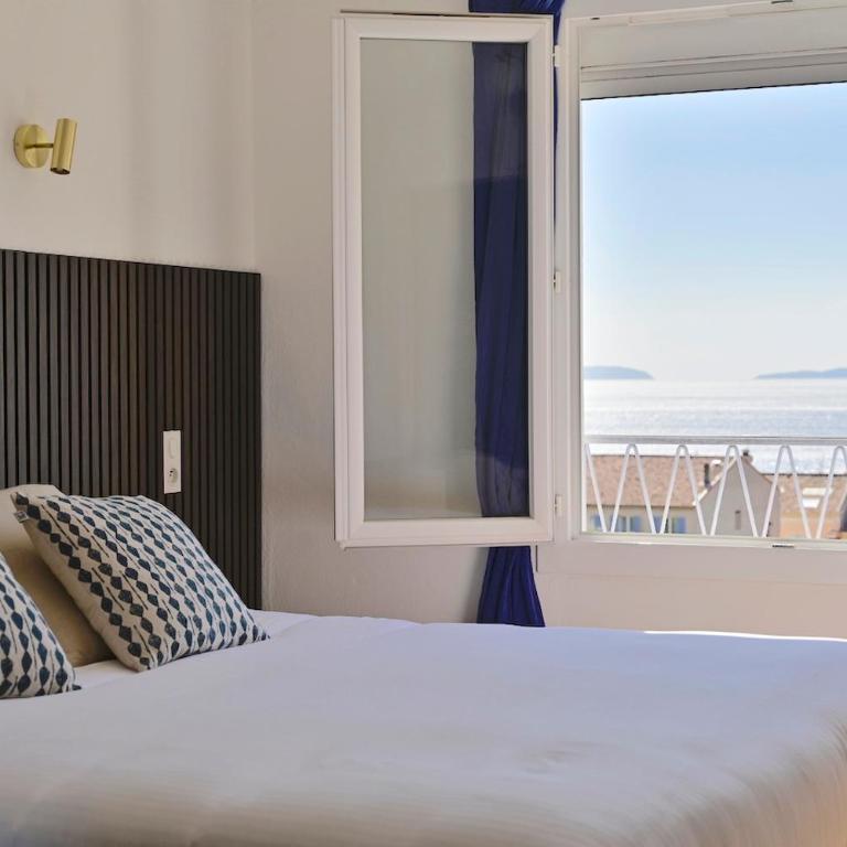 Hôtel La Petite Bohème - Chambre Lit King-Size Deluxe - 4