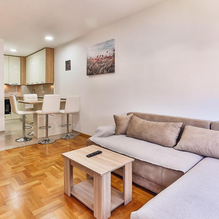 Montesun Dario Apartments - Apartment with City View - 1