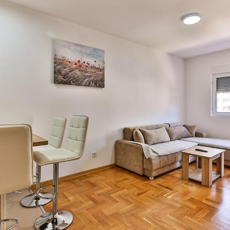 Montesun Dario Apartments - Apartment with City View - 3