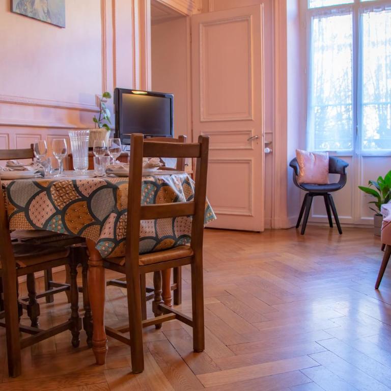 appartement plein centre, 42m au calme avec balcon et wifi - Apartment mit 1 Schlafzimmer - 13