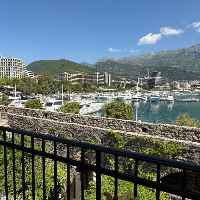 Apartments Aleksić Old Town - Apartman sa 2 Spavaće Sobe, Balkonom i Pogledom na More - 26