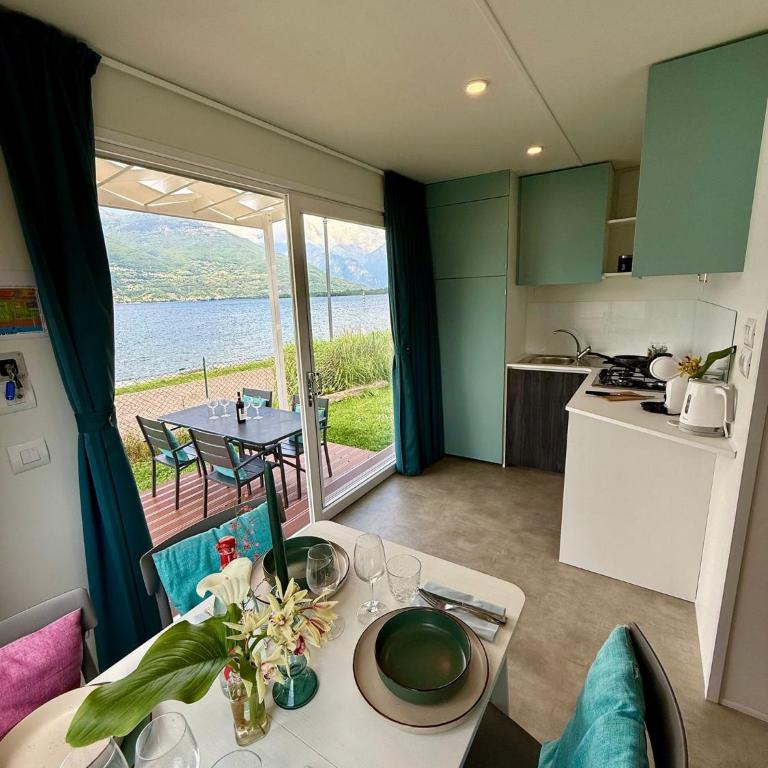 Bungalow MAREA Lido di Colico, direkt at the lake & in center & near Ferry to Bellaggio - Appartamento - 2