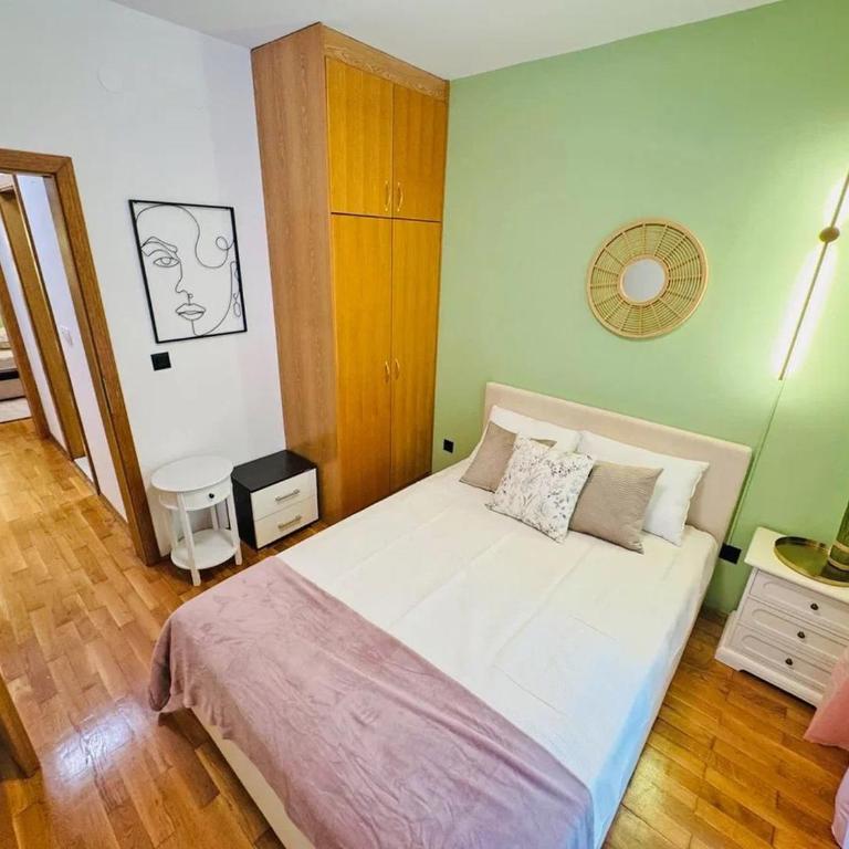 Mango Apartments Petrovac - Two-Bedroom Apartment with Terrace - 8