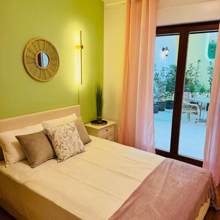 Mango Apartments Petrovac - Two-Bedroom Apartment with Terrace - 3