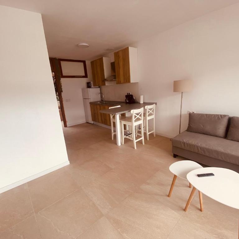 CascadaSol - One-Bedroom Apartment - 1
