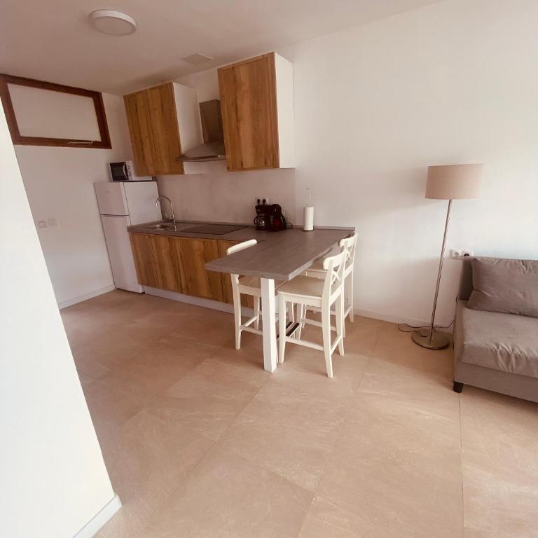 CascadaSol - One-Bedroom Apartment - 55