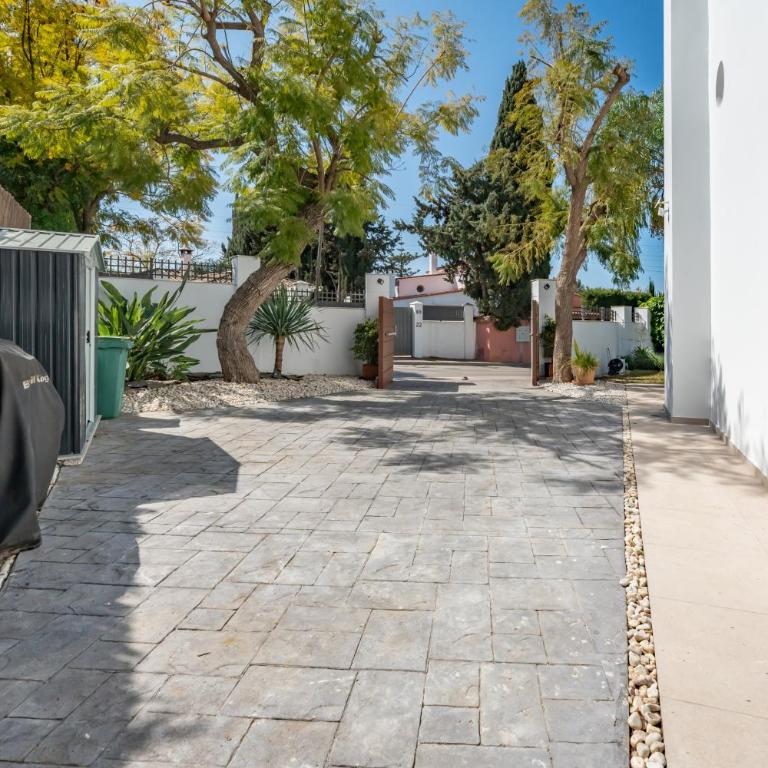 Villa with Pool in Golden Mile by Kura Homes - Casa - 25