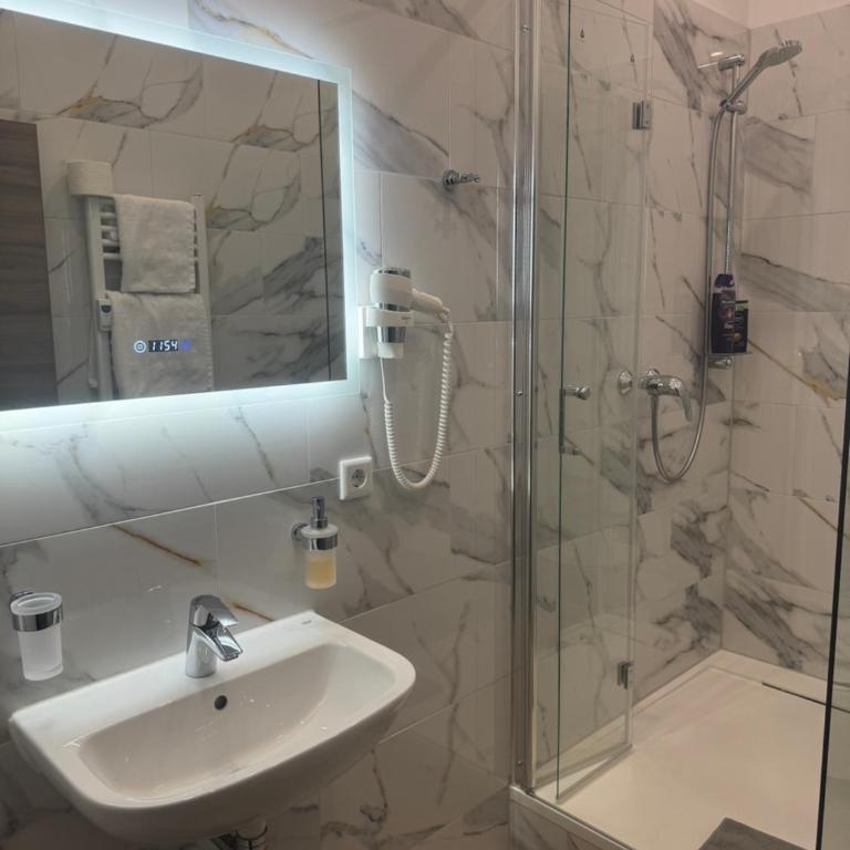 City Apartments - Nürnberg Altstadt - Habitación Individual con baño privado externo - 2
