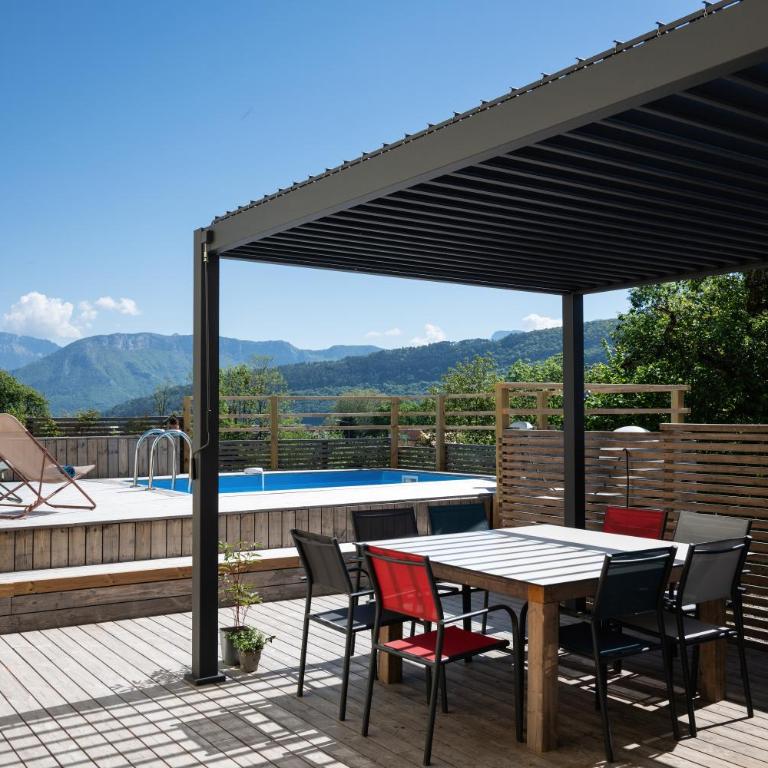 Appartement avec piscine & terrasse vue montagne - Two-Bedroom Apartment - 13