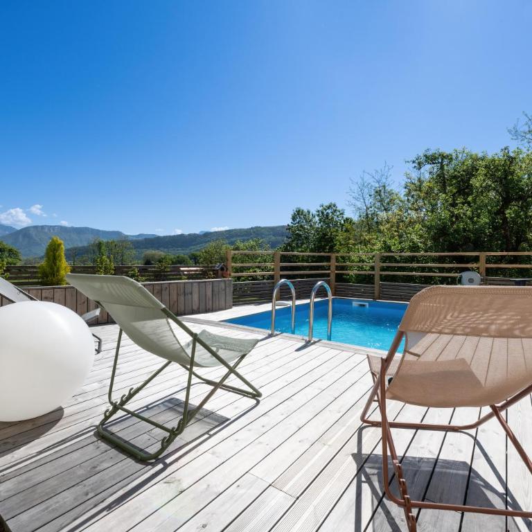 Appartement avec piscine & terrasse vue montagne - Two-Bedroom Apartment - 1