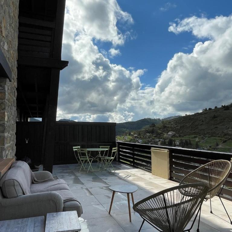 Studio cosy et sa terrasse - Appartement 2 Chambres - 3