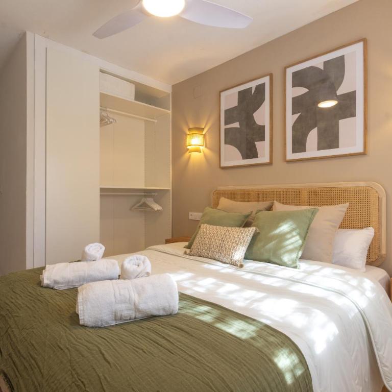 Arena Marina - Pool and relaxation near the airport - Three-Bedroom Apartment - 25