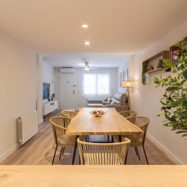 Arena Marina - Pool and relaxation near the airport - Three-Bedroom Apartment - 32
