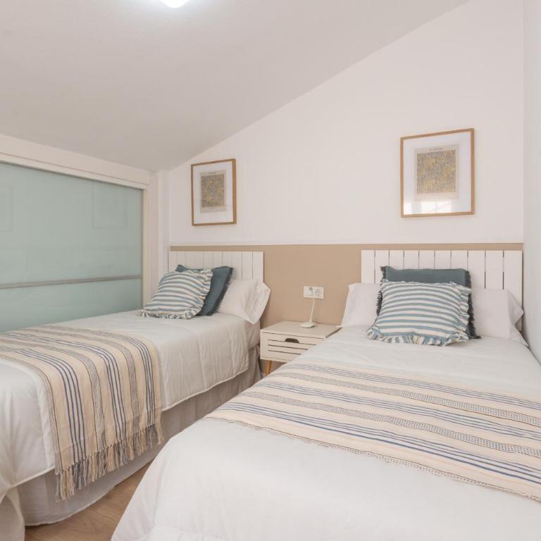 Arena Marina - Pool and relaxation near the airport - Three-Bedroom Apartment - 41
