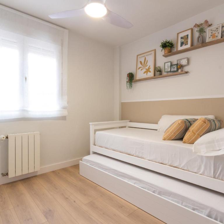Arena Marina - Pool and relaxation near the airport - Three-Bedroom Apartment - 47