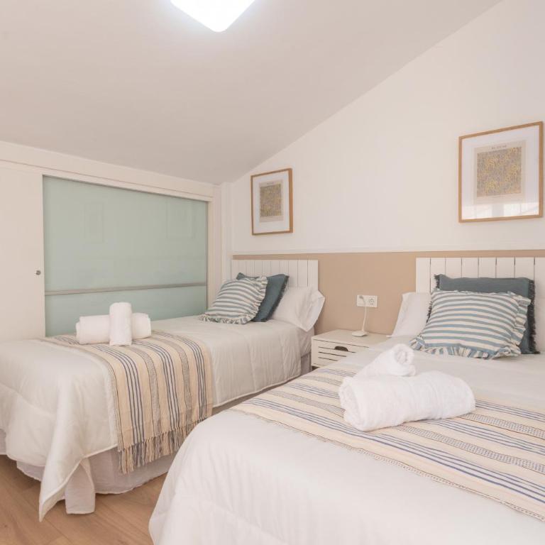 Arena Marina - Pool and relaxation near the airport - Three-Bedroom Apartment - 50