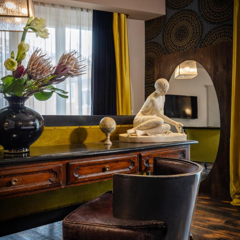 HT6 Hotel Roma - Suite con Vista Città - 3