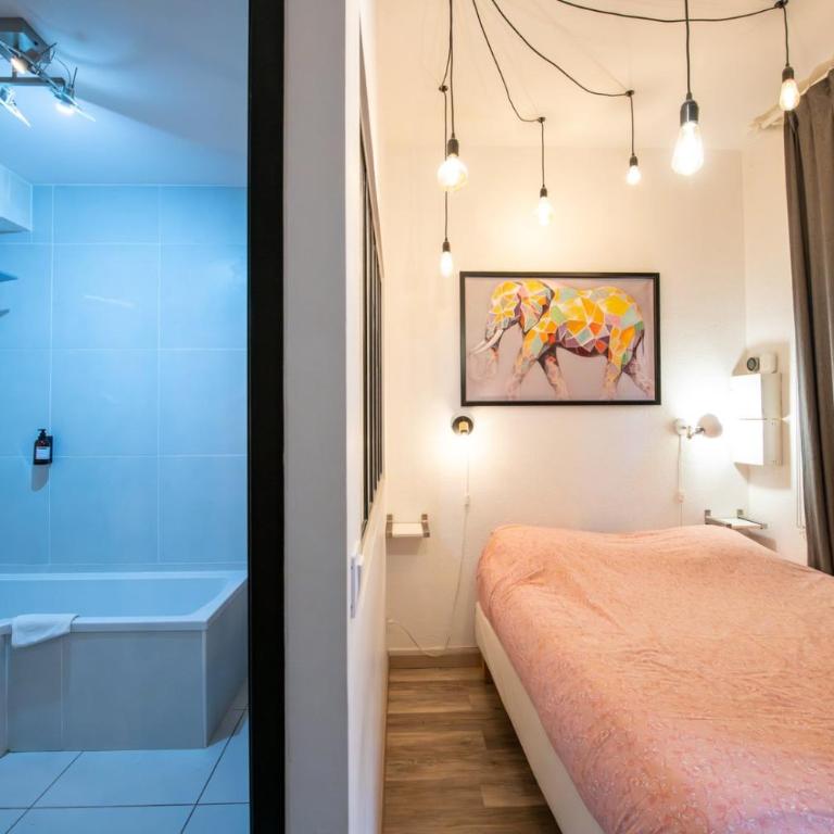 Suite du Vieux Lyon Cosy & calme - le Quarantaine - Appartement - 17