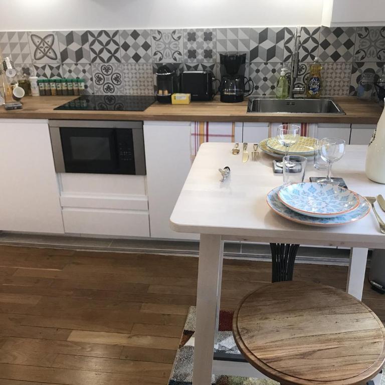 La Suite de Léon appartement D - Lyon Garibaldi - Appartement - 4