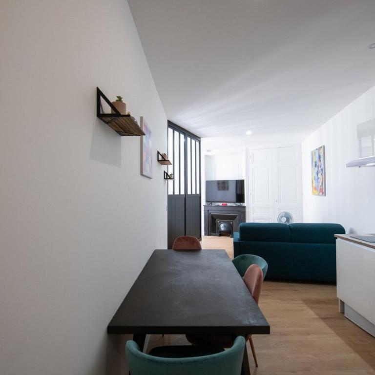 L'Arty - Très joli studio moderne place Valmy - Appartement - 8