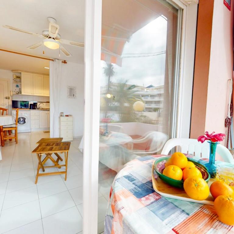 Estudio Flor de Jazmin Dénia para parejas a 100m del mar by Family Homes Rentals - Apartamento Estudio con balcón - 6