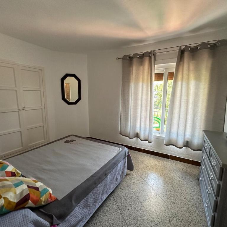 Apartamento en Canyelles a dos minutos de la playa - Two-Bedroom Apartment - 17