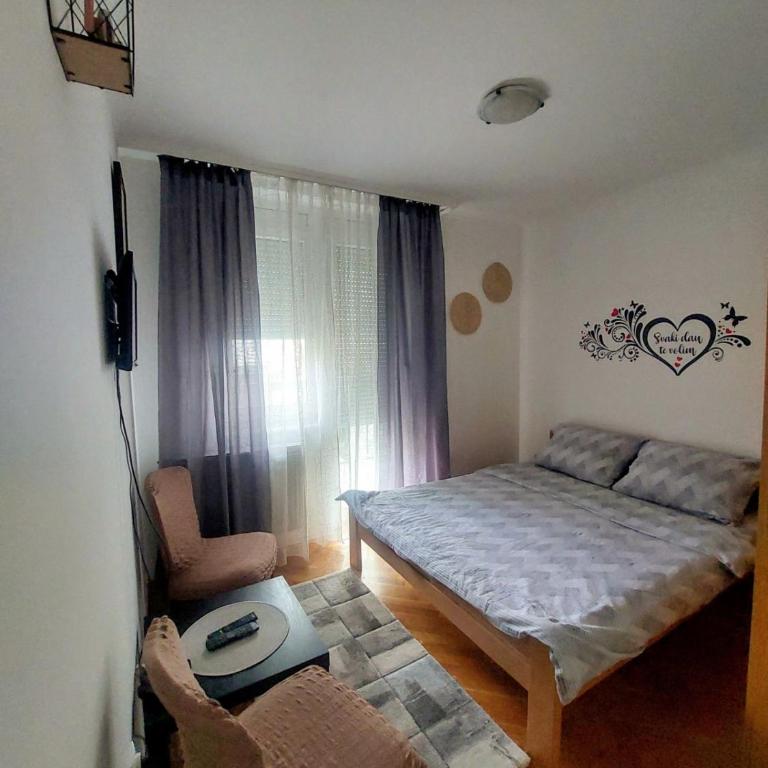 Stan na dan Alexa sa free parkingom - One-Bedroom Apartment - 7