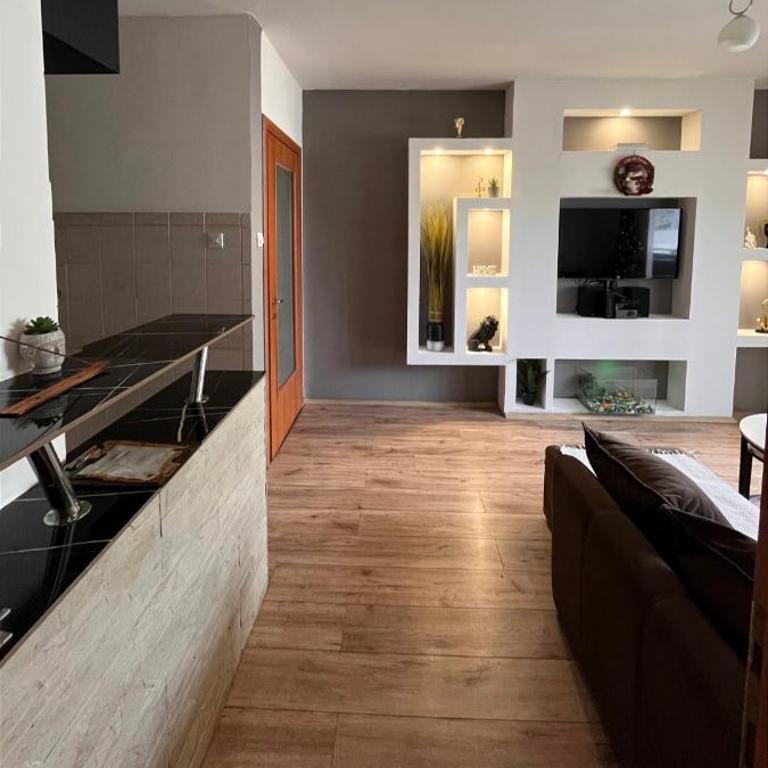 Uživajte u mirnom i elegantnom smještaju - One-Bedroom Apartment - 3