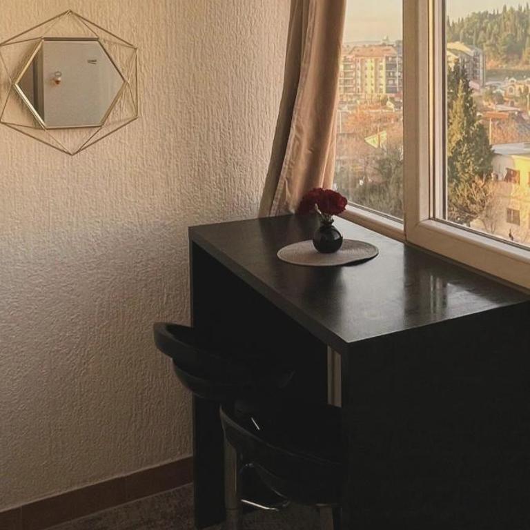 Uživajte u mirnom i elegantnom smještaju - One-Bedroom Apartment - 4