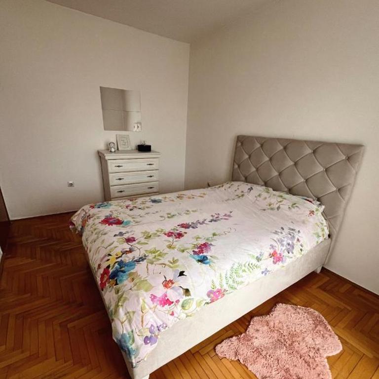 Uživajte u mirnom i elegantnom smještaju - One-Bedroom Apartment - 6