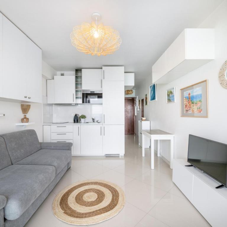Rives d'or 2, Beautiful beachfront studio, beach access, AC - Studio - Vue sur Mer - 7