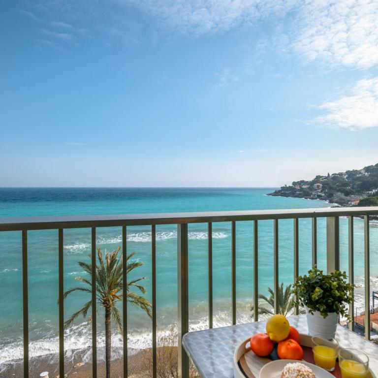 Rives d'or 2, Beautiful beachfront studio, beach access, AC - Studio - Vue sur Mer - 20