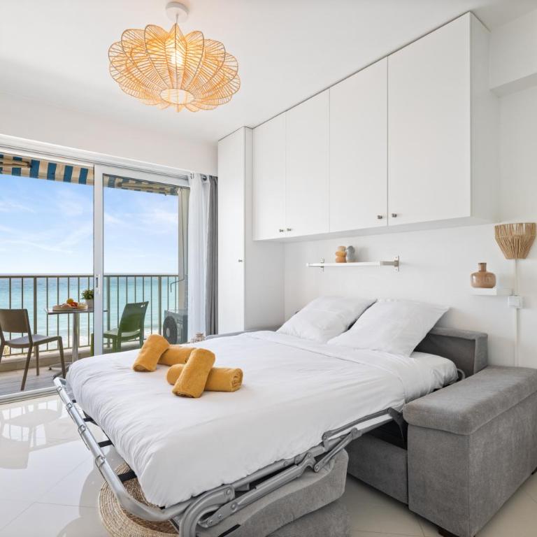 Rives d'or 2, Beautiful beachfront studio, beach access, AC - Studio - Vue sur Mer - 25