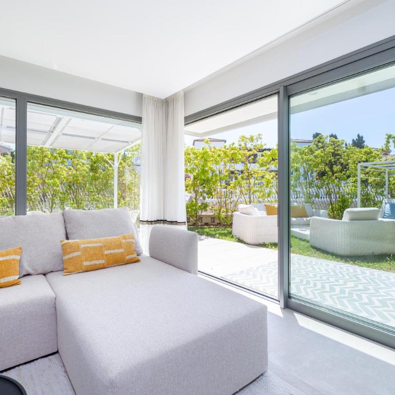 Luxury House Chaparral Golf E38 by AORA STAY - Casa - 10