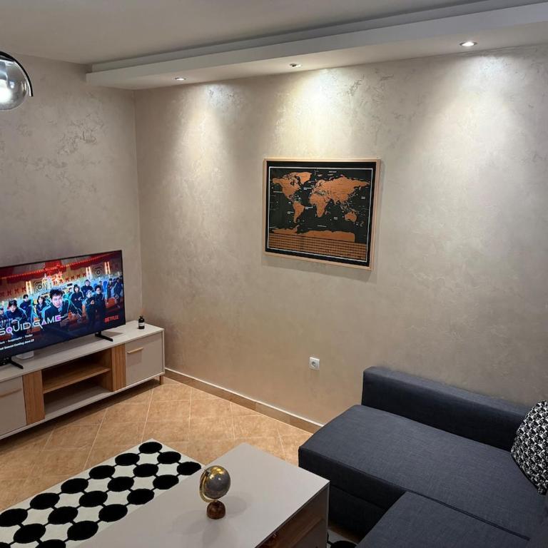Modern Apartment with Jacuzzi in Novi Sad Center - Apartman sa 2 Spavaće Sobe - 1