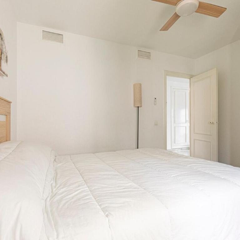 MARBELLA HOME RENTALS - Puerto Banus with Seaviews, 1BR apartment - Apartamento de 1 dormitorio - 6