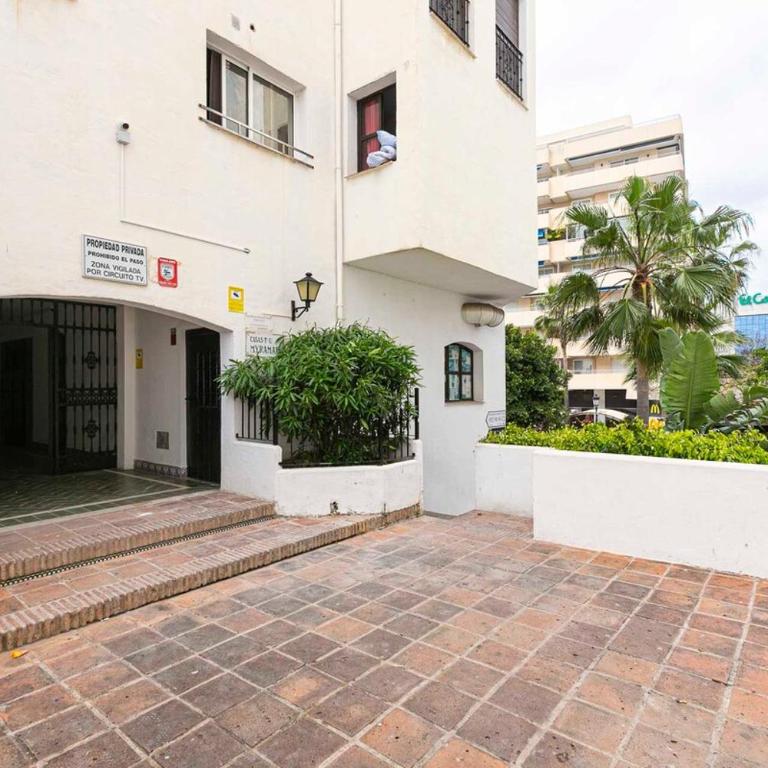 MARBELLA HOME RENTALS - Puerto Banus with Seaviews, 1BR apartment - Apartamento de 1 dormitorio - 5
