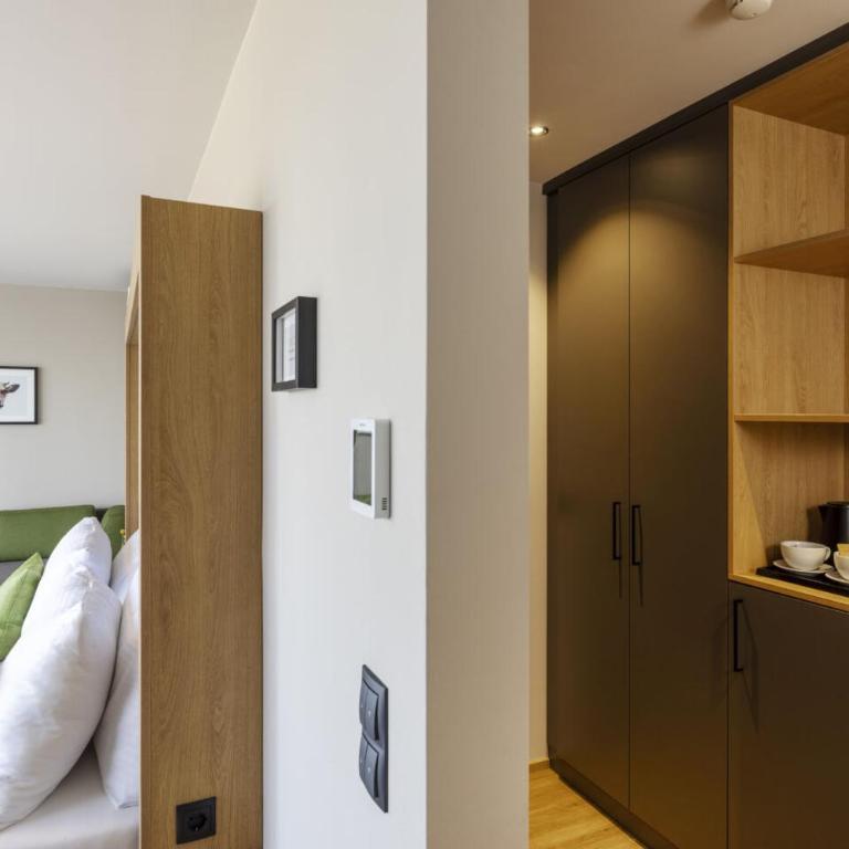 JUFA Hotel Wangen im Allgäu - Deluxe Doppelzimmer - 4