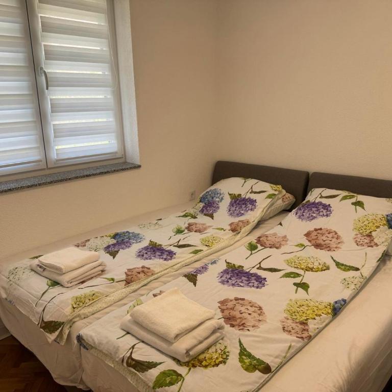 Apartment Insula - Six-Bedroom House - 3