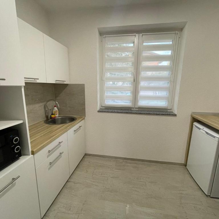 Apartment Insula - Six-Bedroom House - 5