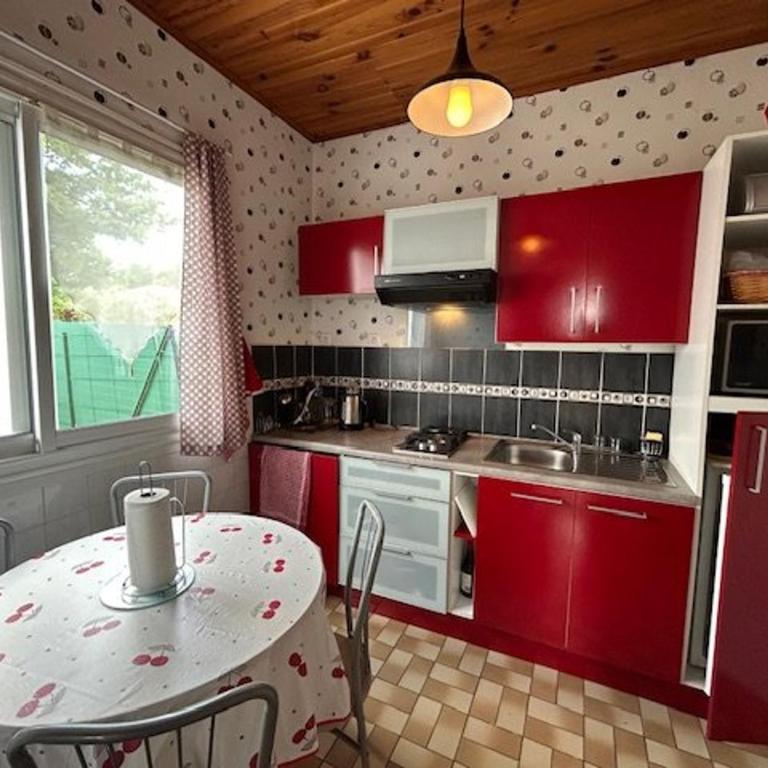 Maison calme proche plage avec parking - FR-1-494-56 - Holiday Home (3 adults) - 8