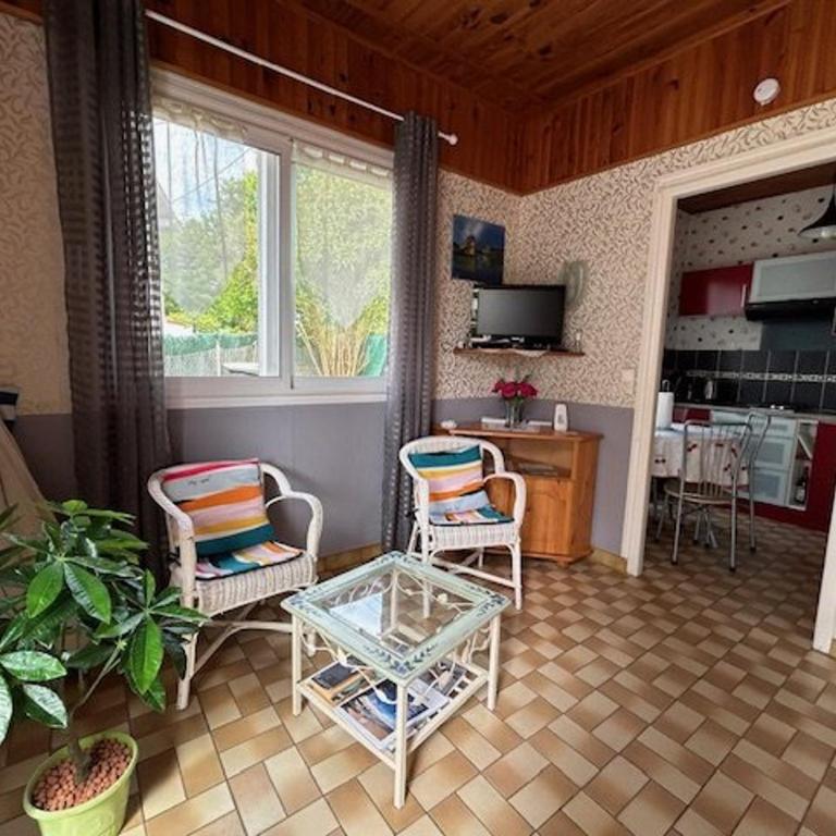 Maison calme proche plage avec parking - FR-1-494-56 - Holiday Home (3 adults) - 11