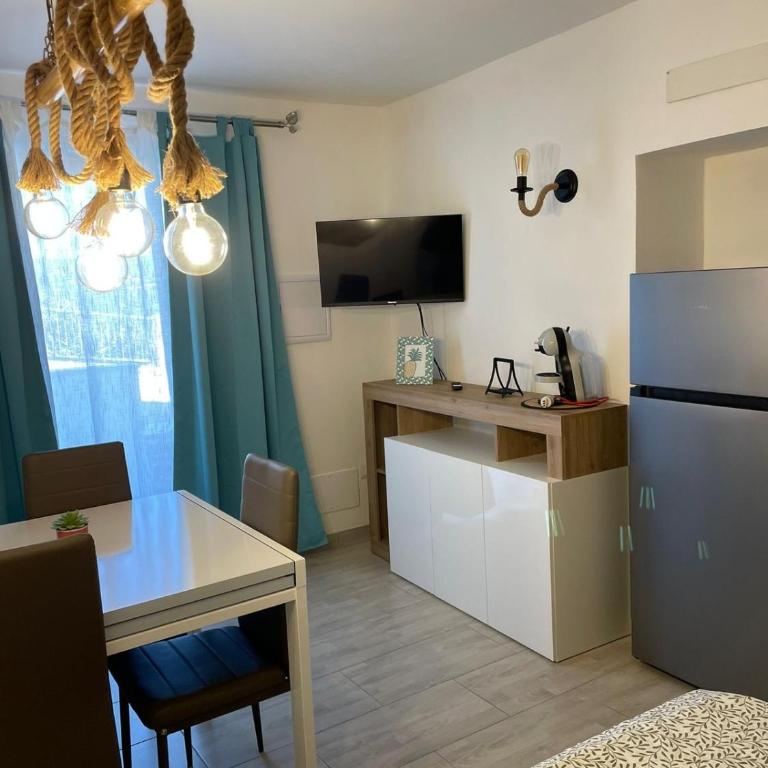 Casa Miramar e Casa Solemar - One-Bedroom Standard Apartment - 6