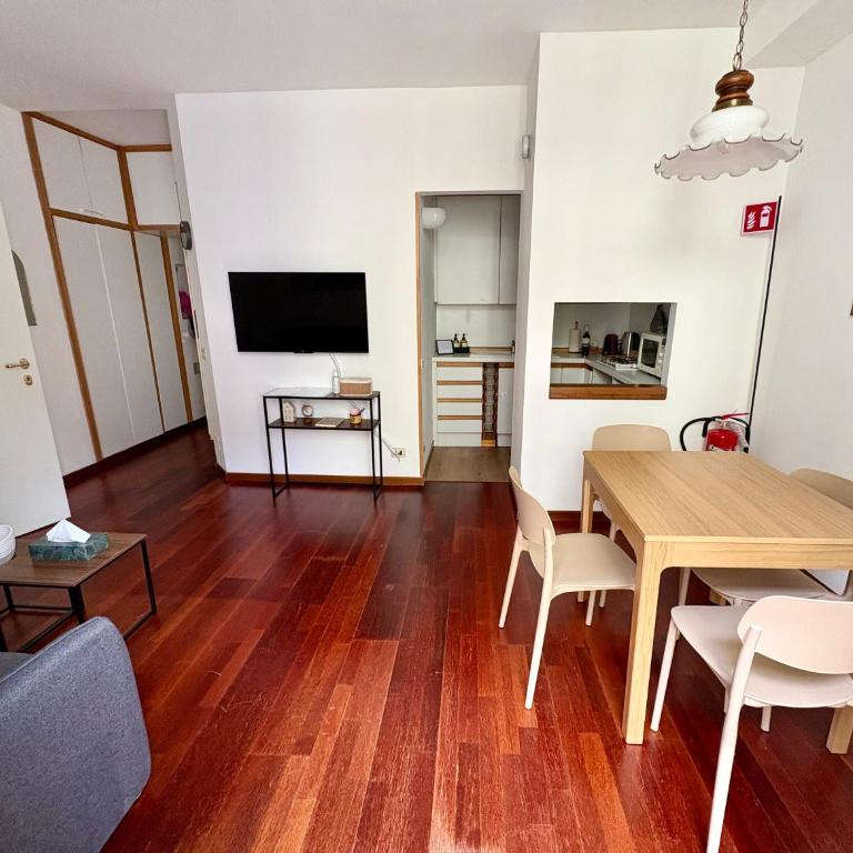 Lecco via Roma - Appartamento con 1 Camera da Letto - 7