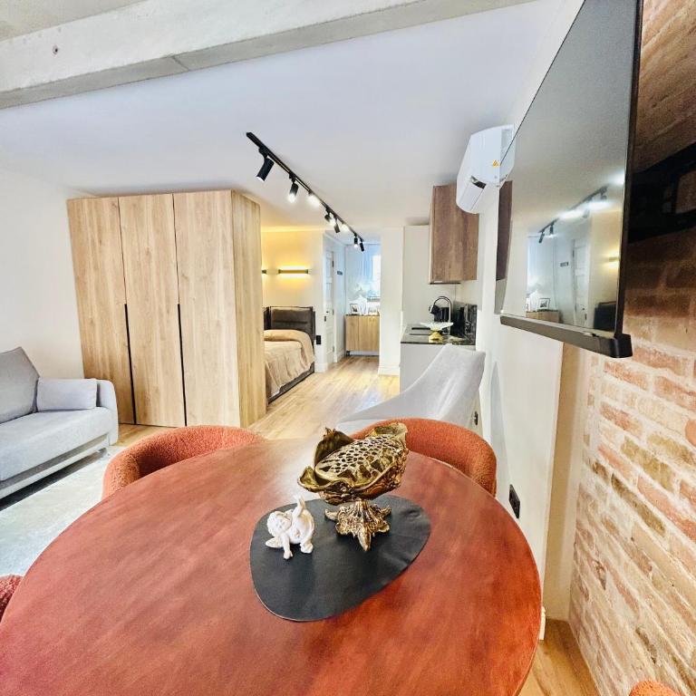 Trinquet Vell HISTORIC CENTER estancias largas - One-Bedroom Apartment with View - 1