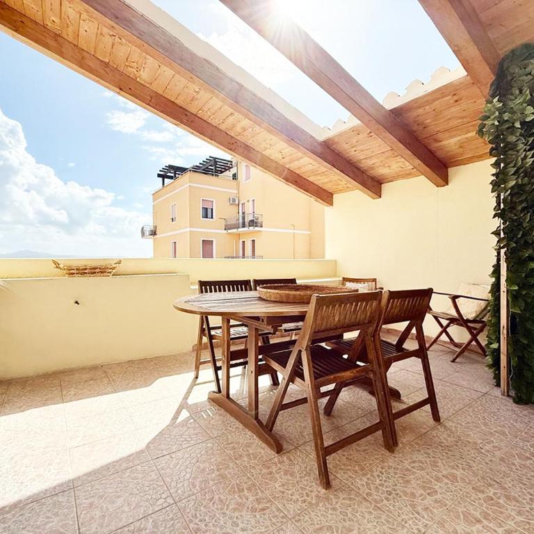 LaureLiving Holiday Home Bellavista centro - Appartamento con 2 Camere da Letto - 6