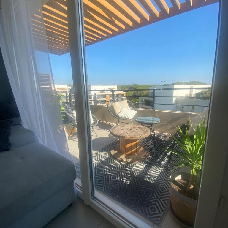 Appartement toit terrasse, piscine, plages à 10min et parking - Appartamento con 2 Camere da Letto - 12