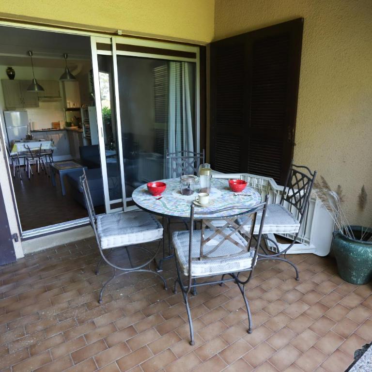 Appartement 4 personnes avec terrasse au golf de St Cyprien - Apartment with Terrace - 8